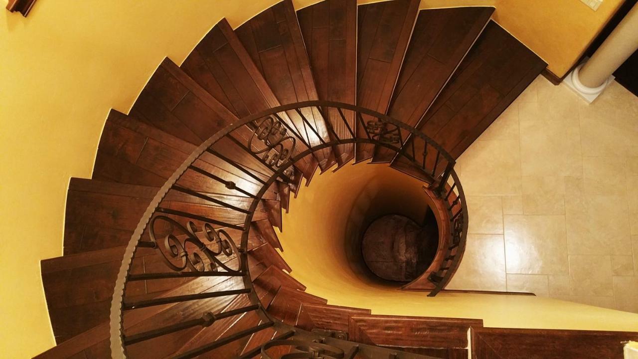 Chateau Du Pikes Peak, A Tuscany Retreat Colorado Springs Buitenkant foto